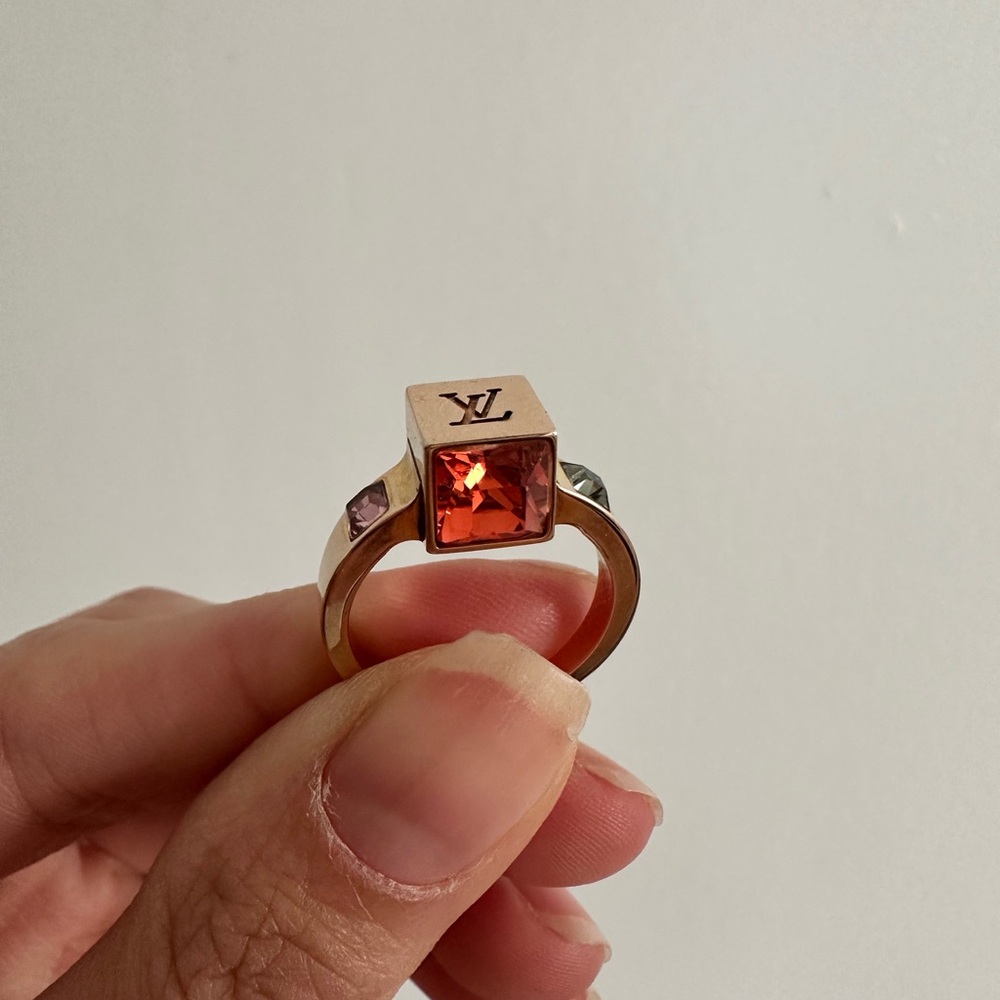 Purple and Red LV Gamble Ring Size 6 - Picture 2 of 5